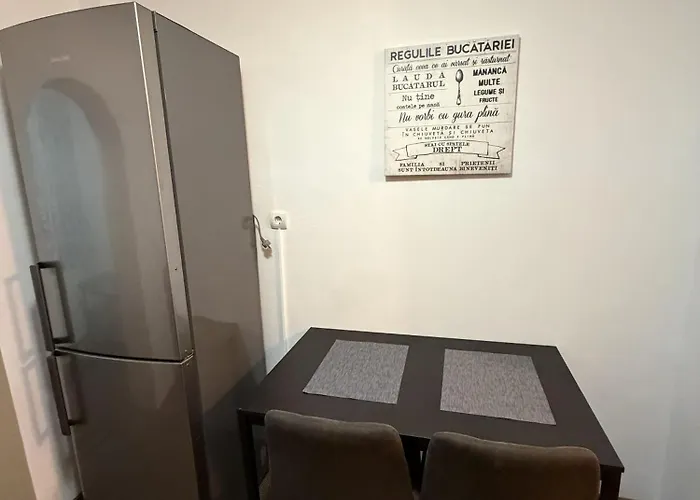 Delymary Parc 1 Mai * 克拉奥华